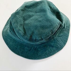 American Eagle corduroy bucket hat unisex
